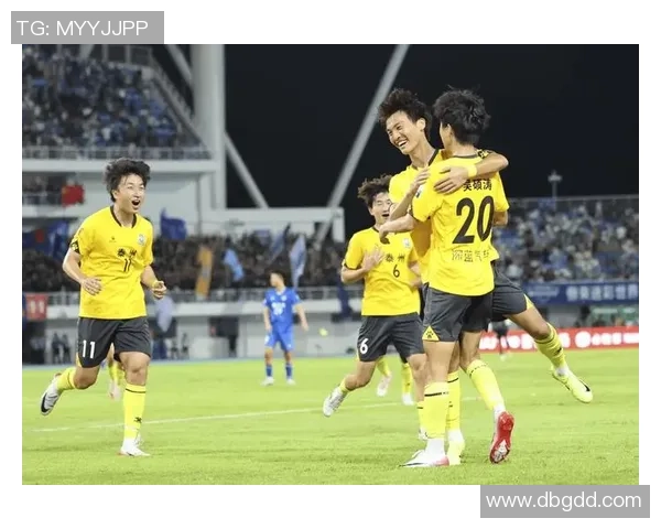 泰州队神奇进球再度领先决赛精彩瞬间引爆全场激情